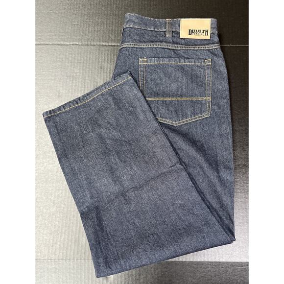 Duluth Trading Men’s Weekender Dark Blue Jeans 42x30‎ NWT - Picture 1 of 6